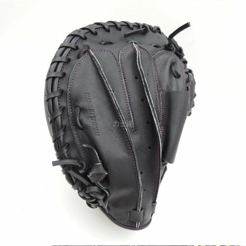 Zett Gran Status Black 32in Catcher's Glove 3 Zett Gran Status Black 32in Catcher's Glove - Image 3